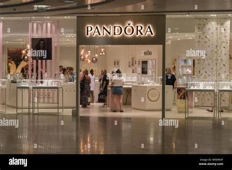 jewellery shops in west quay southampton